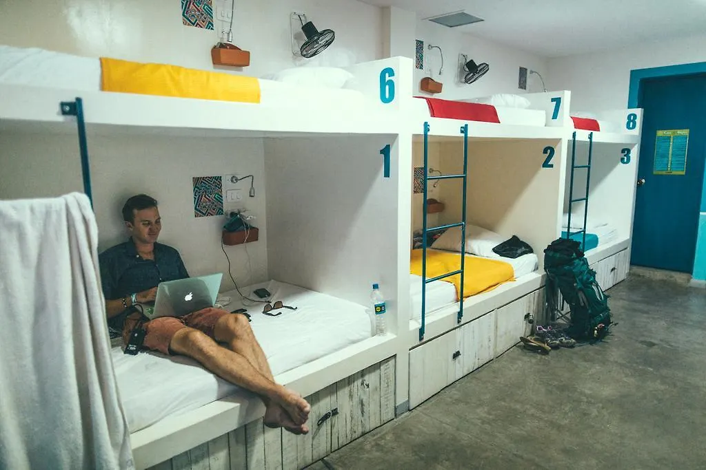 كالي La Sucursal Hostel (Adults Only)